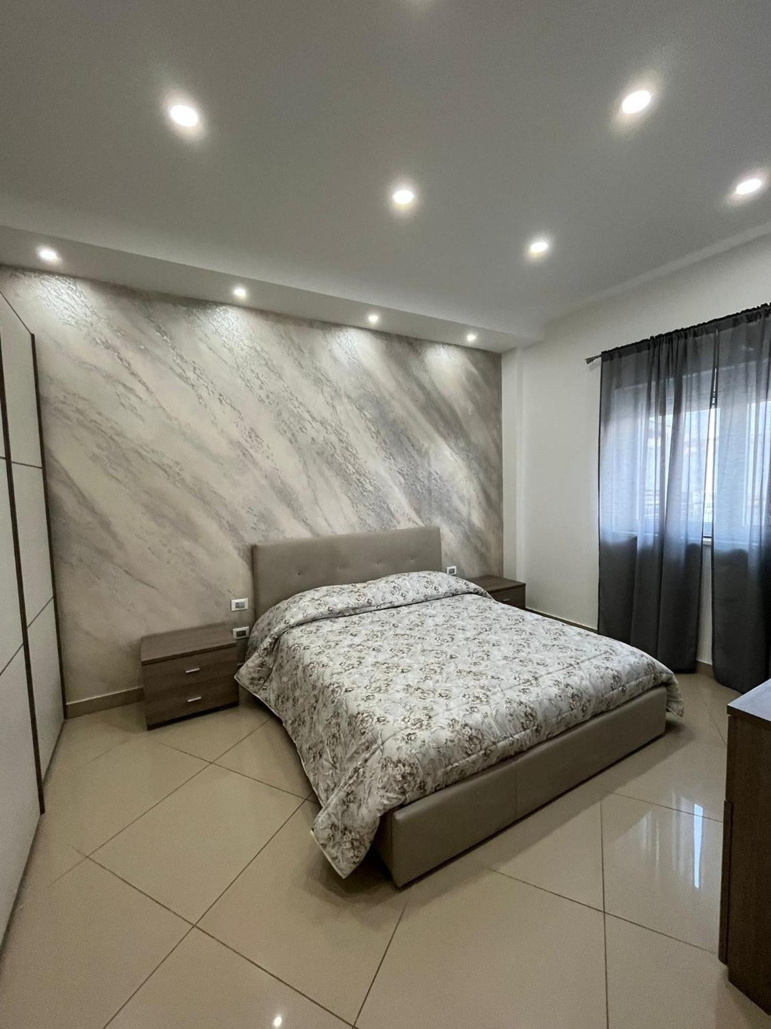 Leonforte Casa Vacanza Helios מראה חיצוני תמונה
